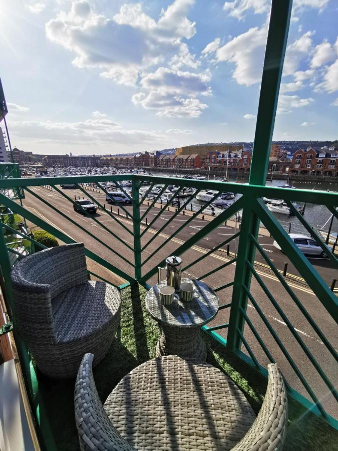 Apartment By The Beach Swansea Extérieur photo